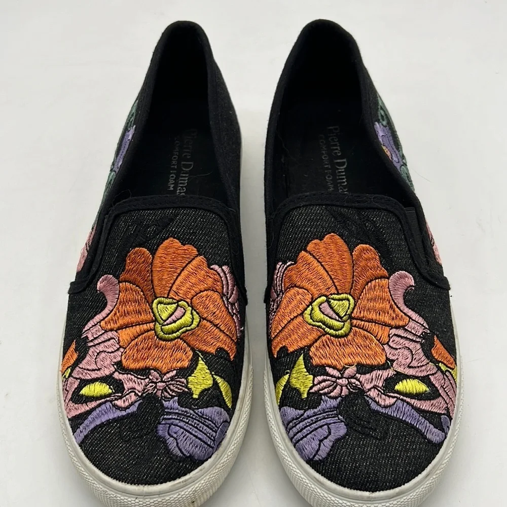 Pierre Dumas Floral Embroidered Sneakers size 8